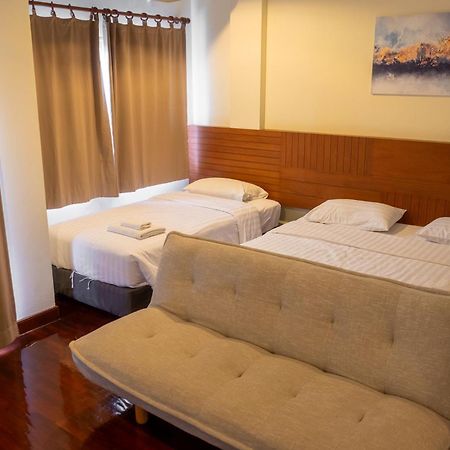 Hotel Baan Chuan Chom Pattaya Zewnętrze zdjęcie